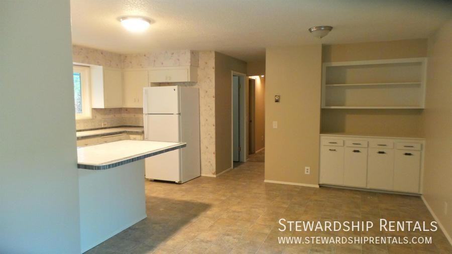 1275 E 30th Ave - Photo 5 of 16