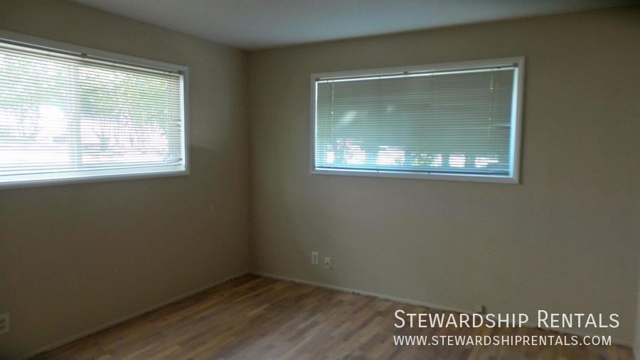 1275 E 30th Ave - Photo 7 of 16