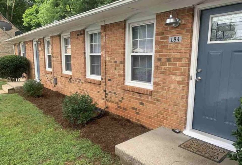 184 Loch Ln #184 - Photo 3 of 11