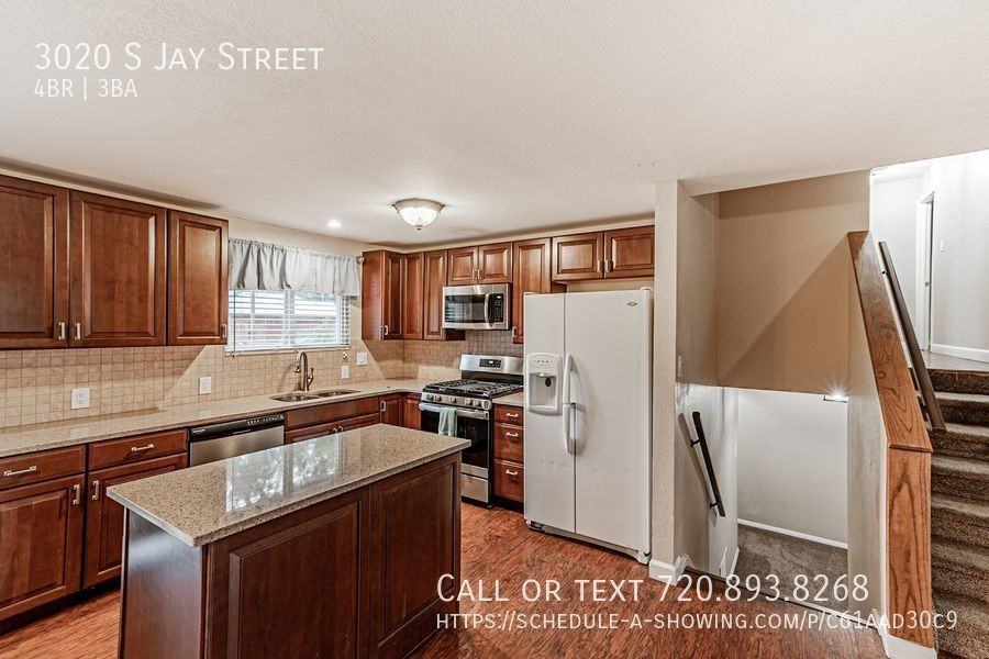 3020 S Jay St - Photo 2 of 30