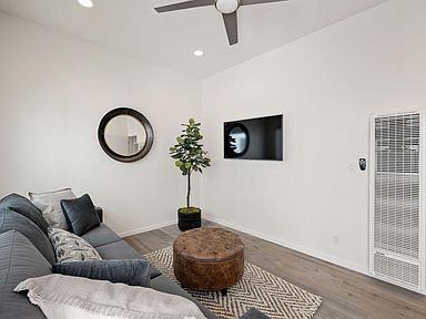 131 Gull St #A - Photo 4 of 14