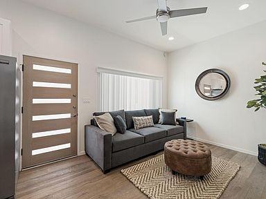 131 Gull St #A - Photo 5 of 14