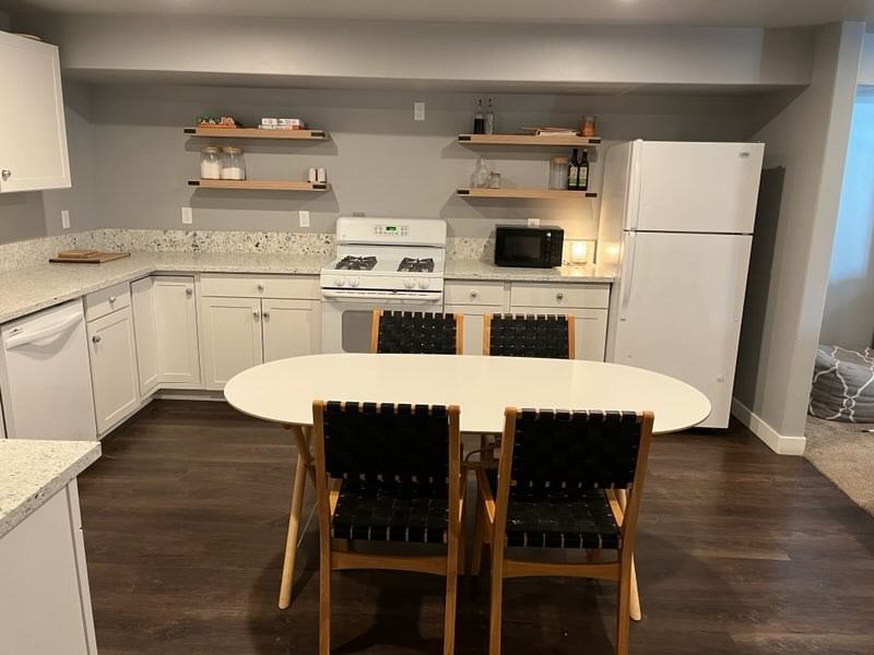 211 E Bayview Cir #BS - Photo 4 of 20