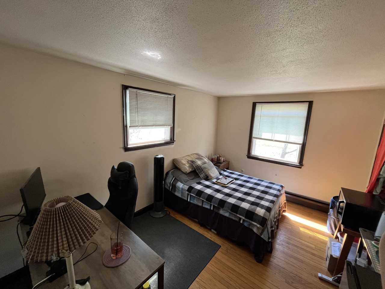 320 West St #2 - Photo 6 of 6