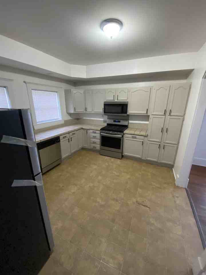 1103 Virginia Ave #NA - Photo 3 of 16