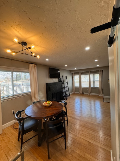 91 Memorial Dr - Photo 3 of 5