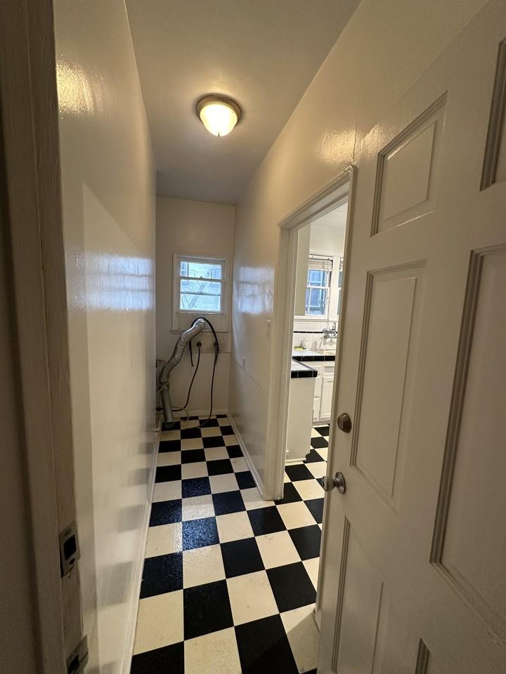 9074 Whitworth Dr #9074 - Photo 7 of 12