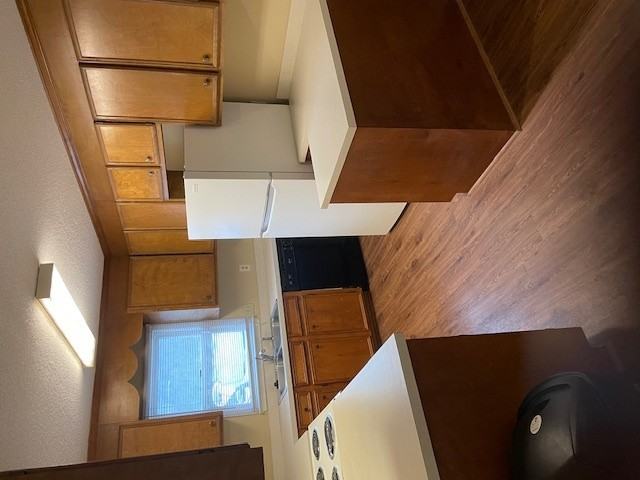 1995 Coral Way - Photo 2 of 12