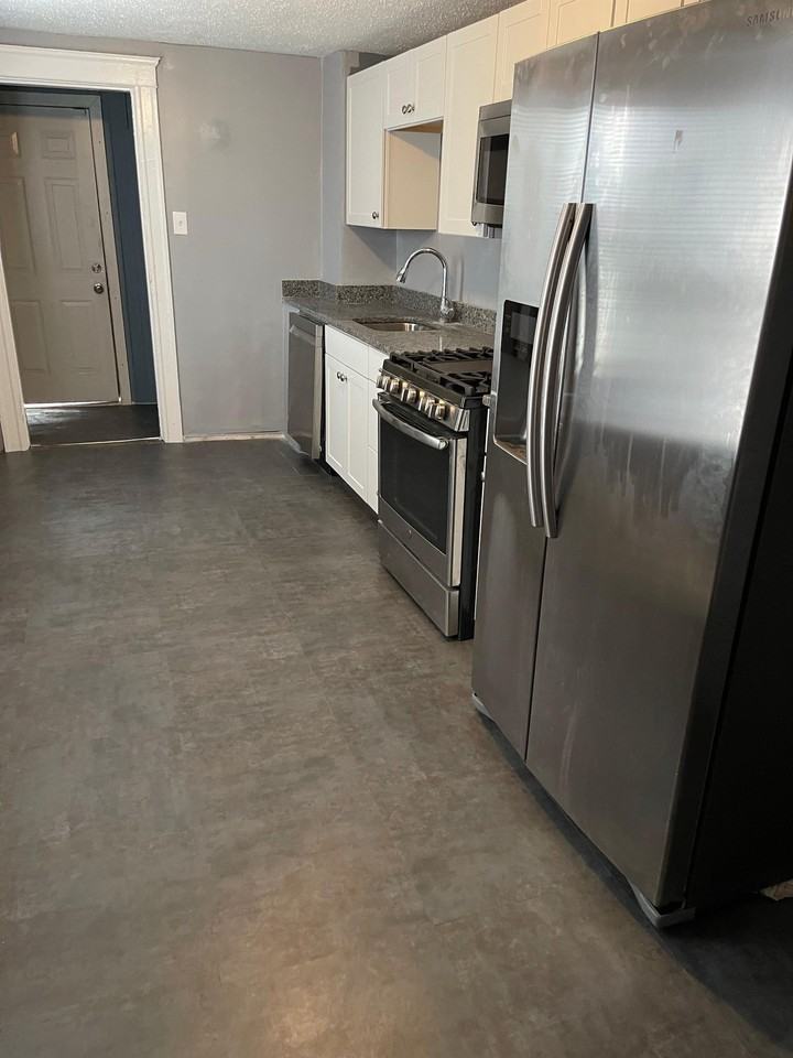 293 Friendship Street - Photo 4 of 6