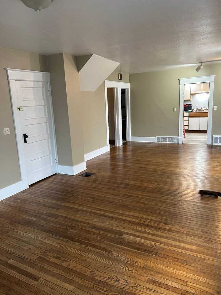 2702 Raspberry Street - Photo 2 of 33