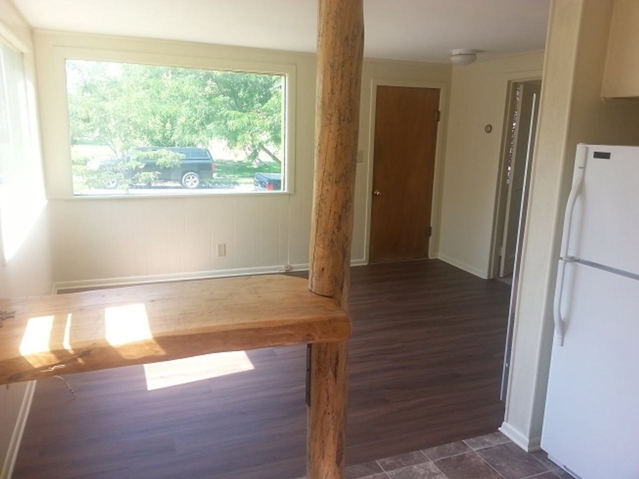 710 N Tracy Ave - Photo 2 of 8