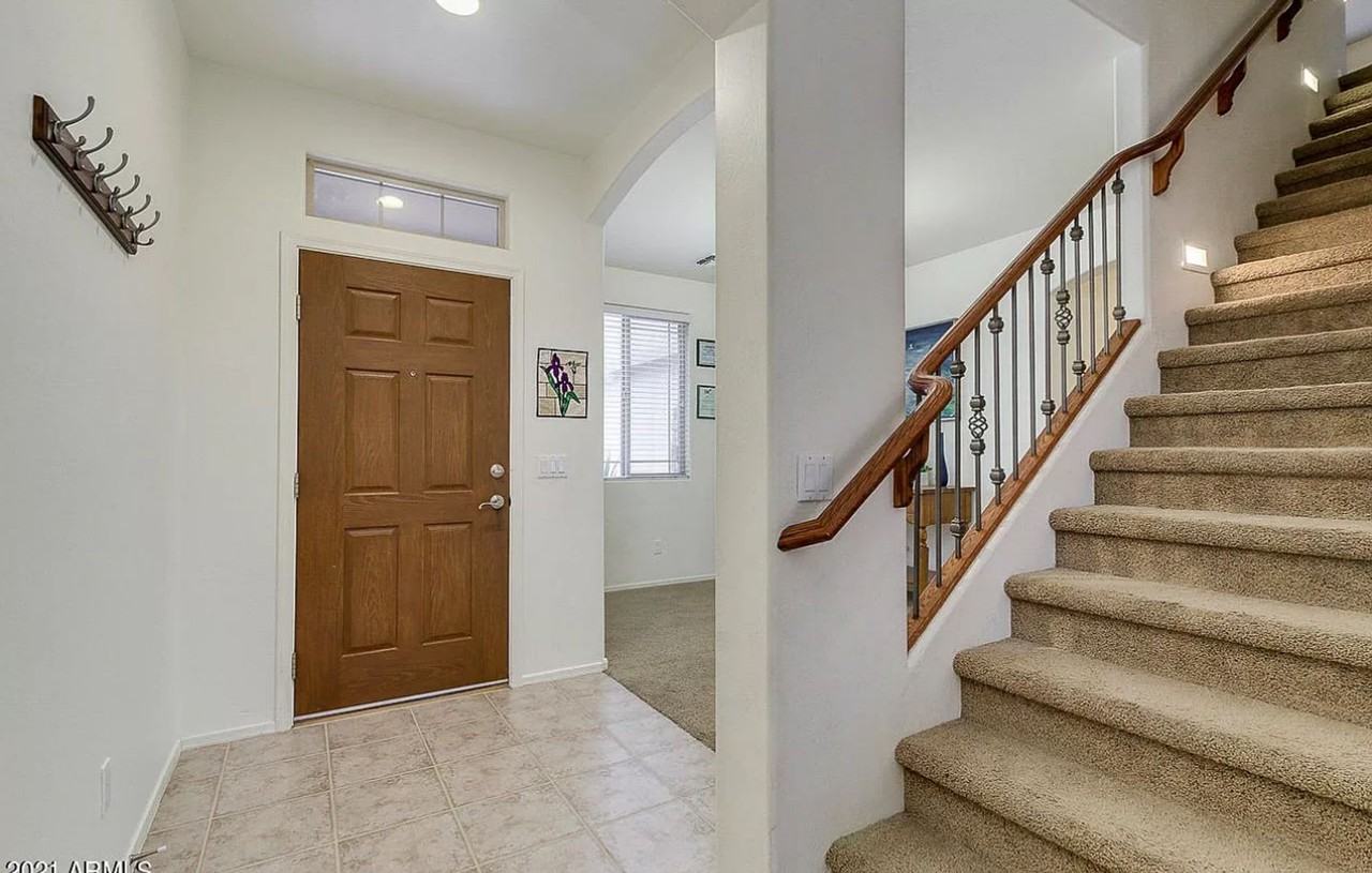 17409 W Woodlands Ave - Photo 3 of 19