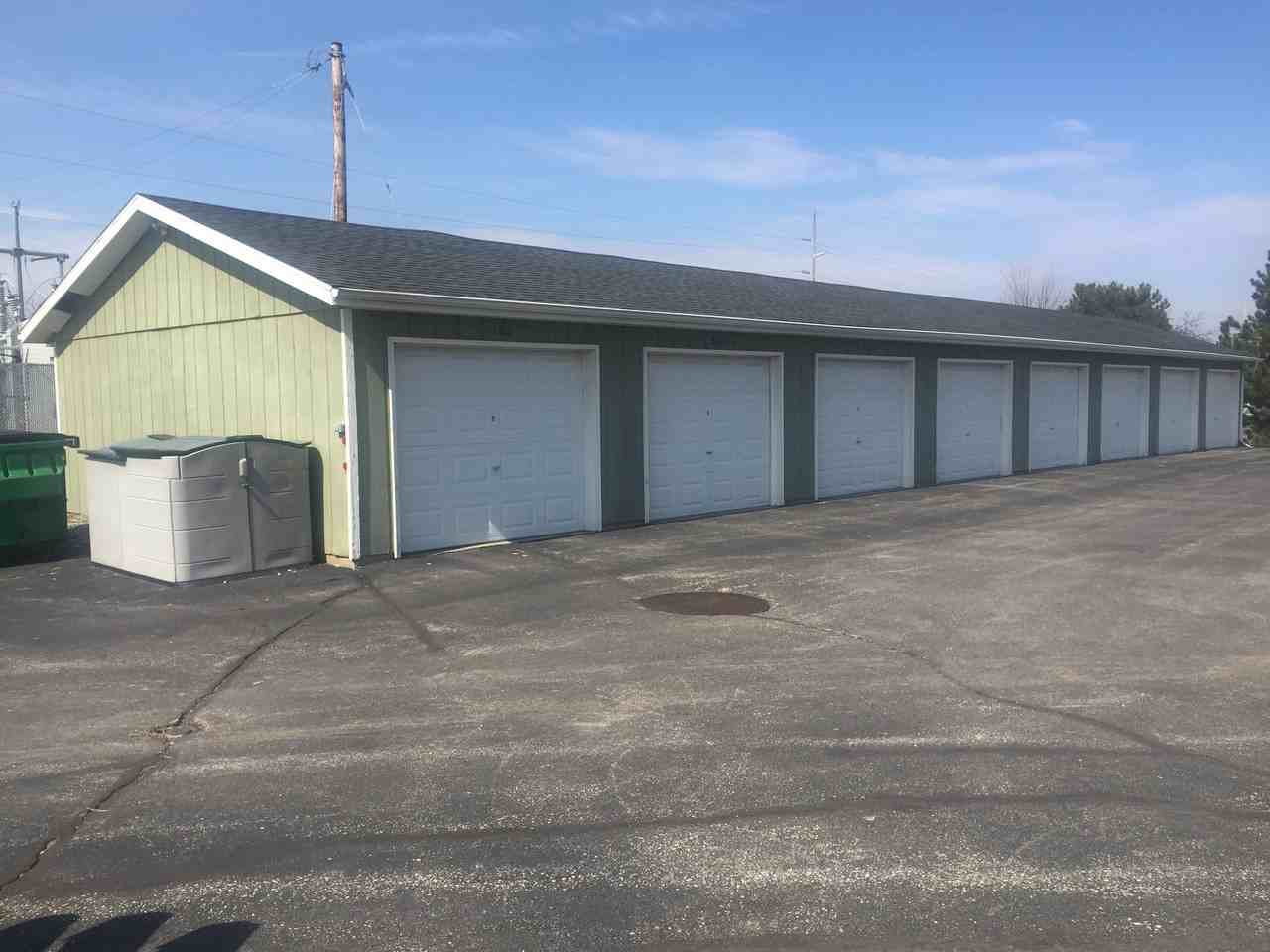 Scott Street Apartments - Photo 2 of 8