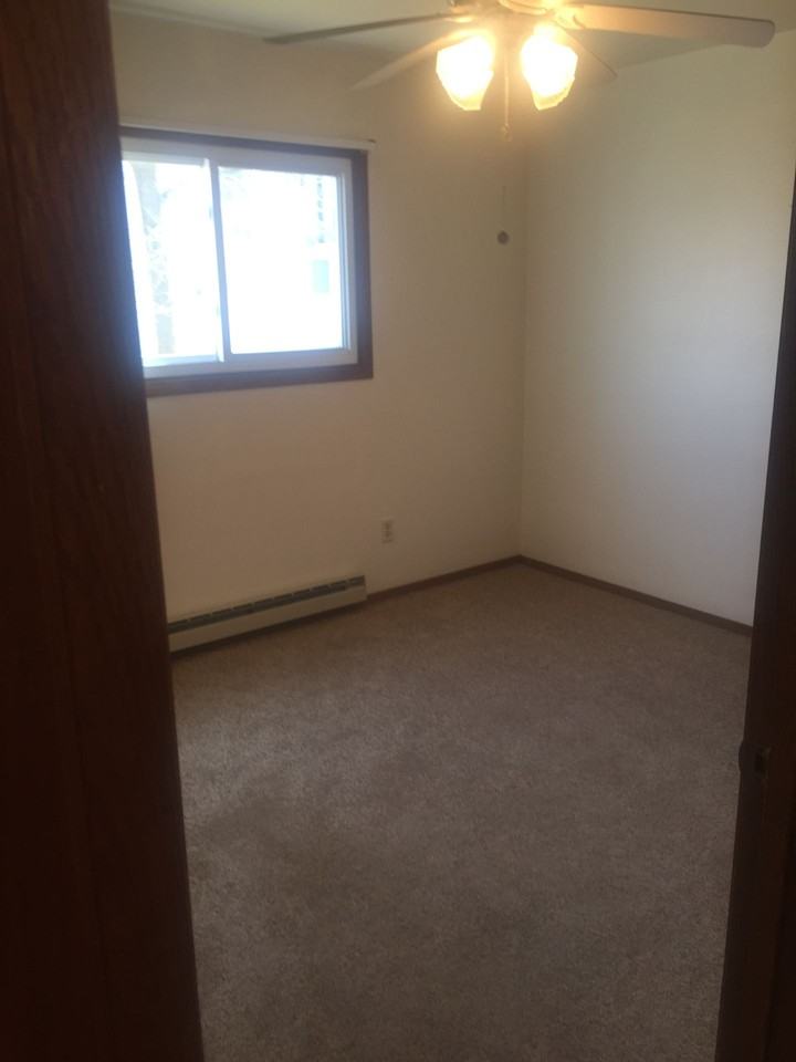 Scott Street Apartments - Photo 7 of 8