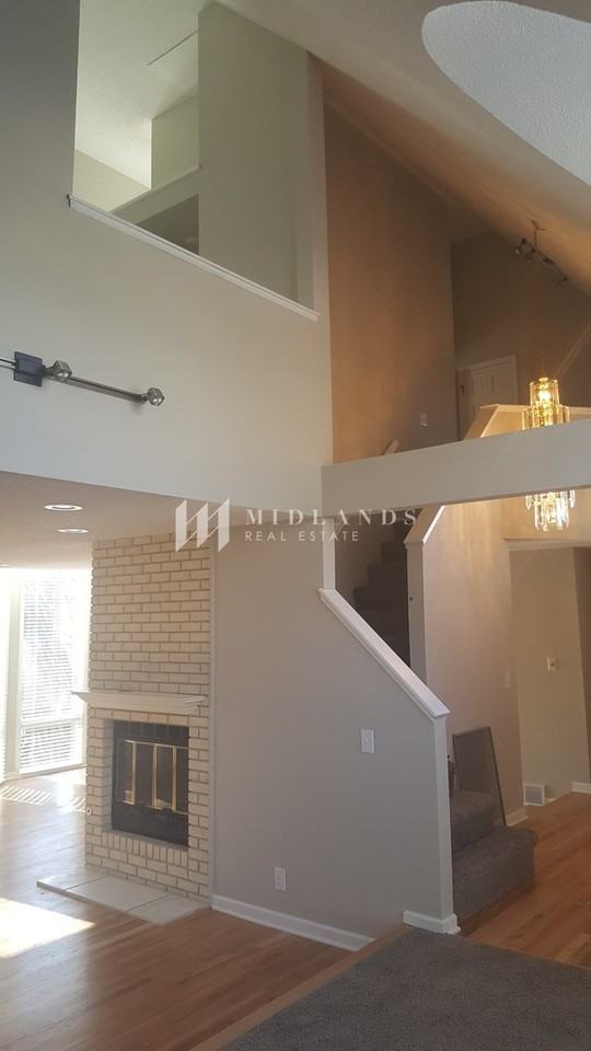 2312 S 105th St - Photo 3 of 27