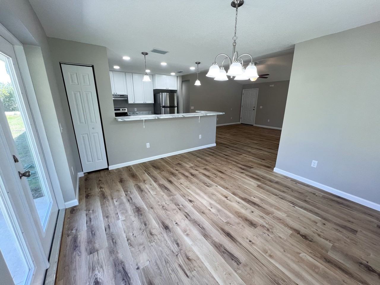 R16-Gent3 - Photo 3 of 16