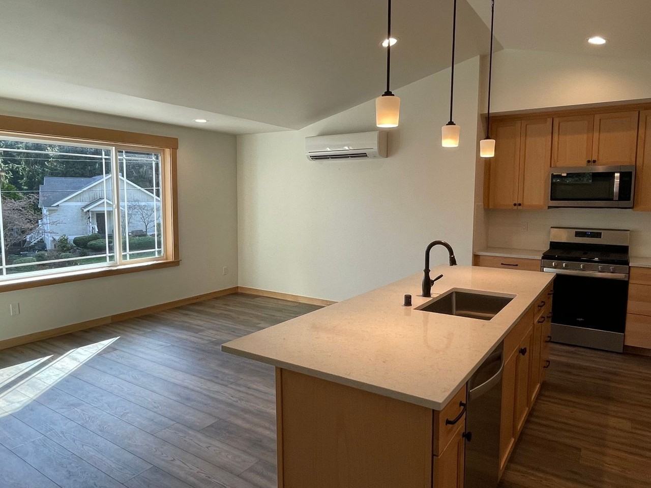 4391 Walden Loop - Photo 5 of 19