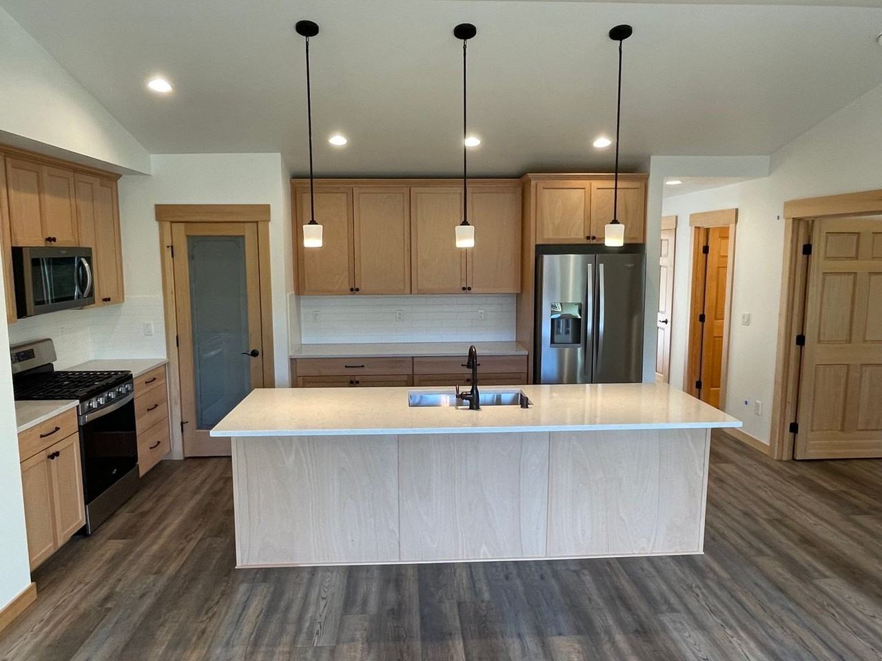 4391 Walden Loop - Photo 7 of 19