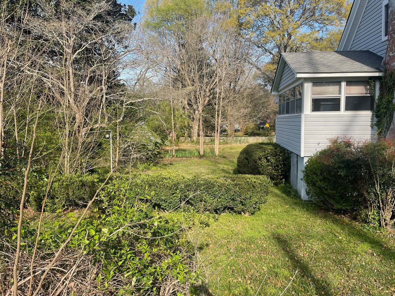 504 Dey St - Photo 2 of 14