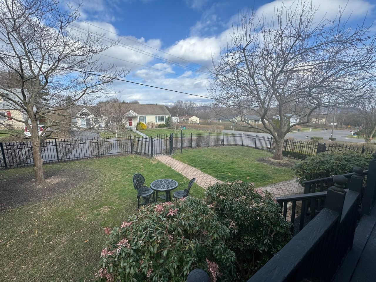 238 Spruce Street New Windsor, NY $3400 (unfurnished) or $3800 (furnished) - Photo 3 of 23