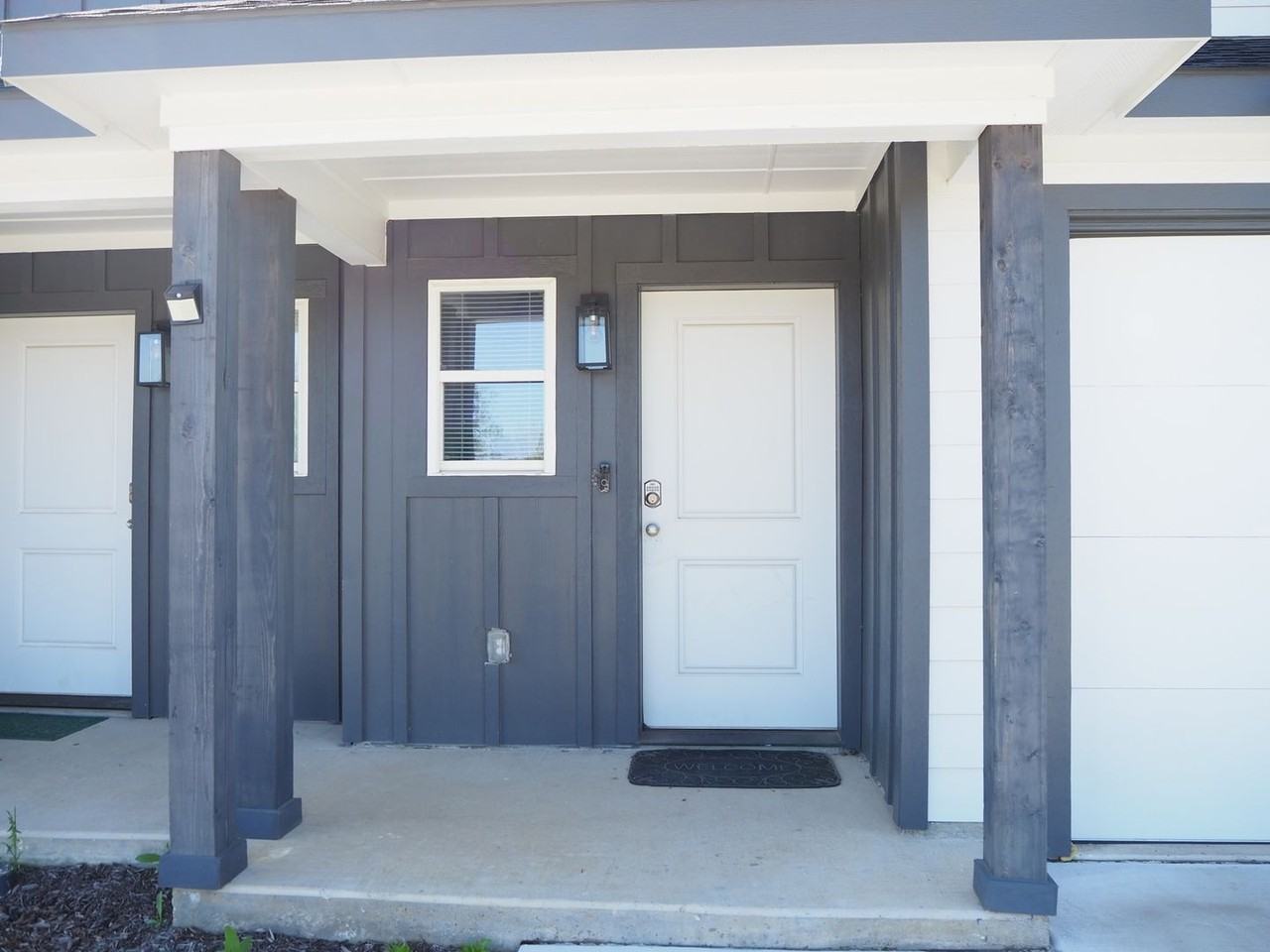 1220 Elva Warren St - Photo 3 of 21