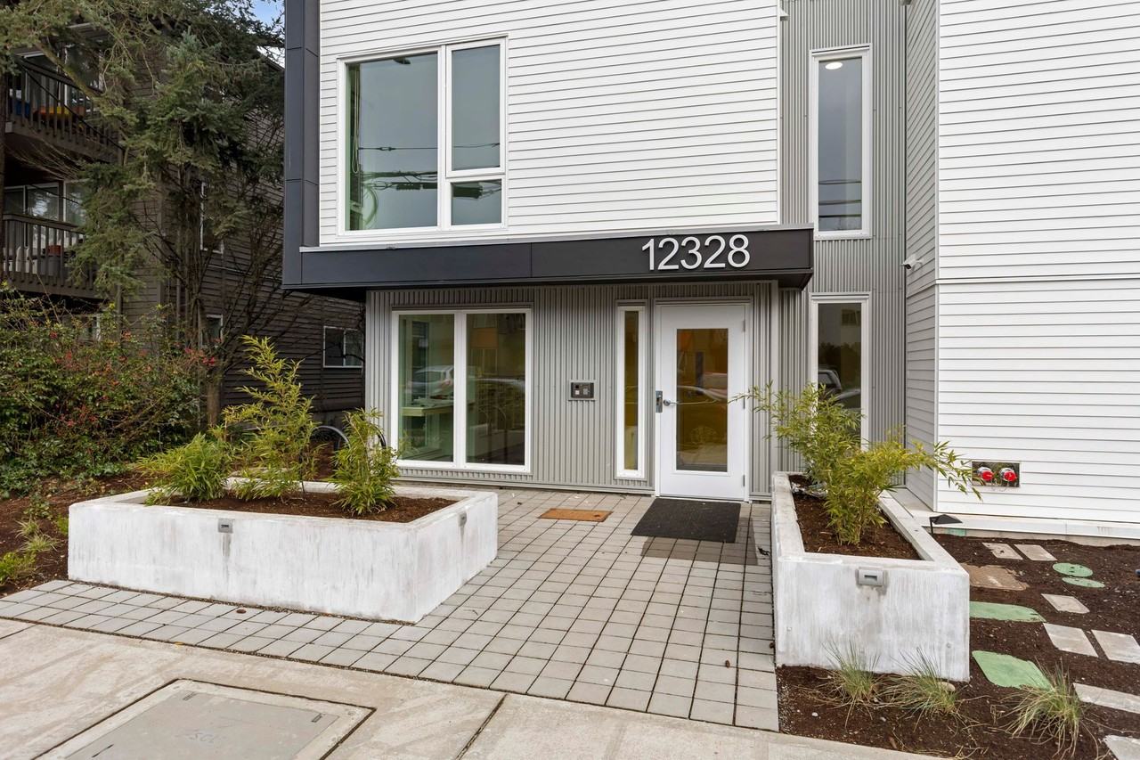 Lake City Lofts - Photo 2 of 38