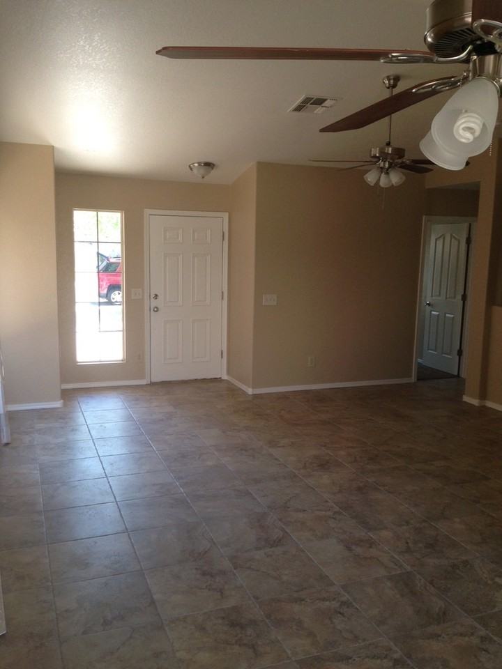 2316 E Stottler Dr - Photo 3 of 26