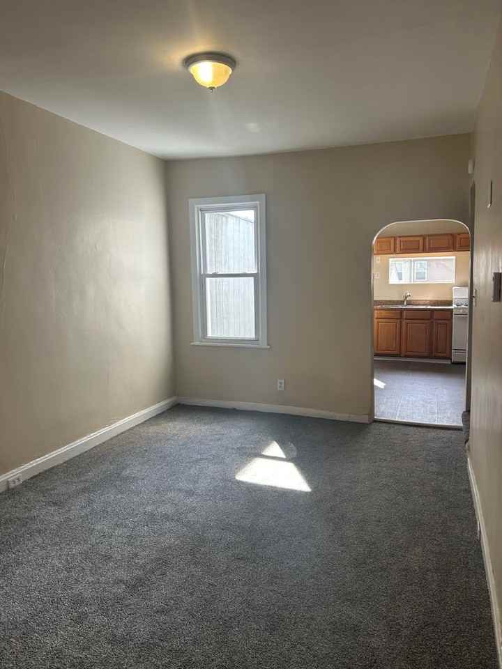 1730 1/2 N 5th St - Photo 6 of 23