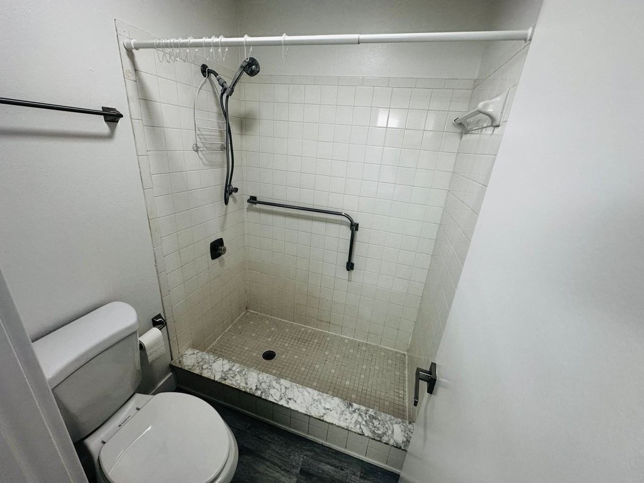 3005 Wainwright Ct - Photo 7 of 14