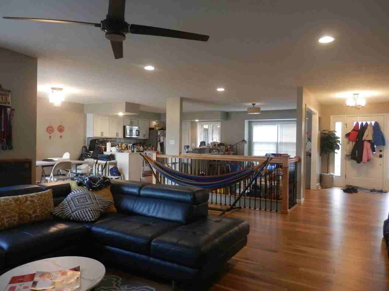 1510 Woodrail Ave - Photo 4 of 50