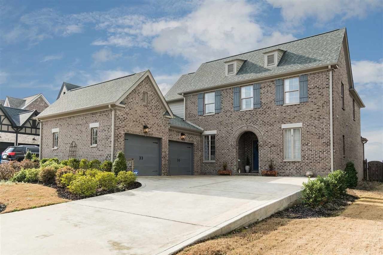 5298 Park Side Cir