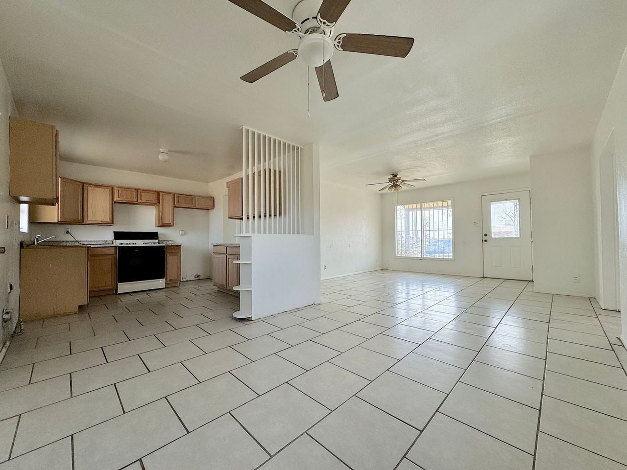 4117 Volcanic Ave - Photo 6 of 21