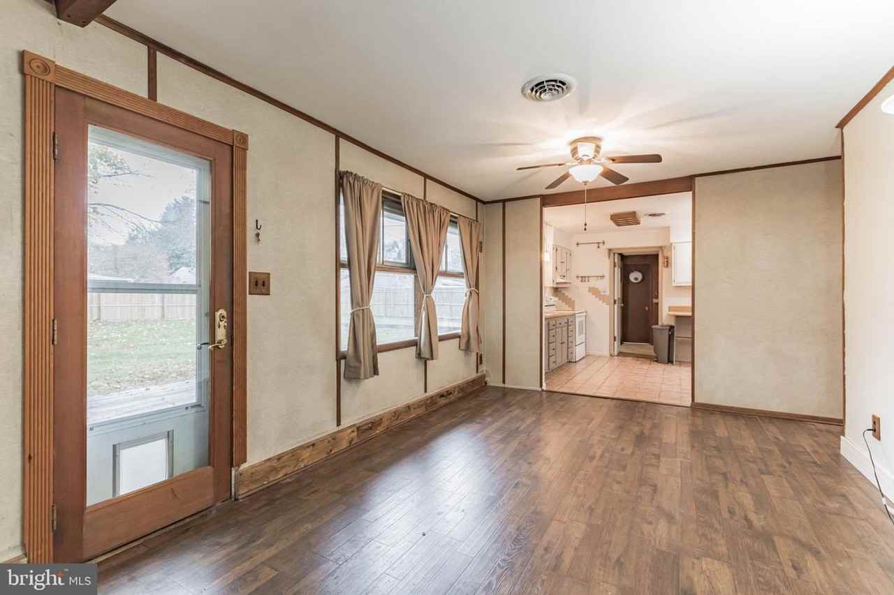 4 Knickerbocker Dr - Photo 2 of 19