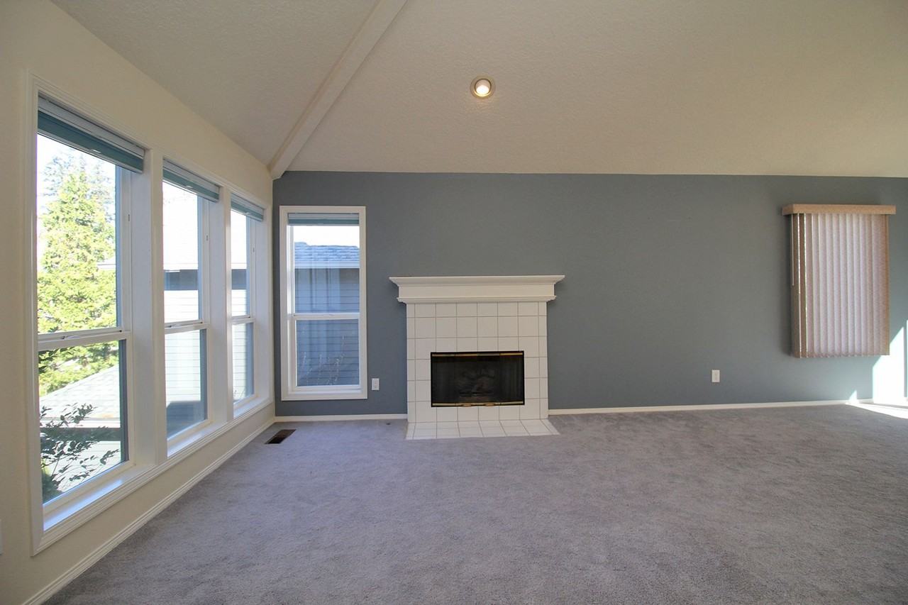 9614 Sw 54th Ave - Photo 6 of 34