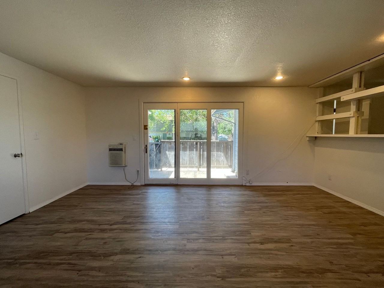 1944 Park St - Photo 3 of 14