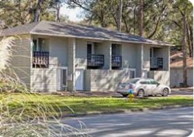 featured image of 627 Sw 69th Ter