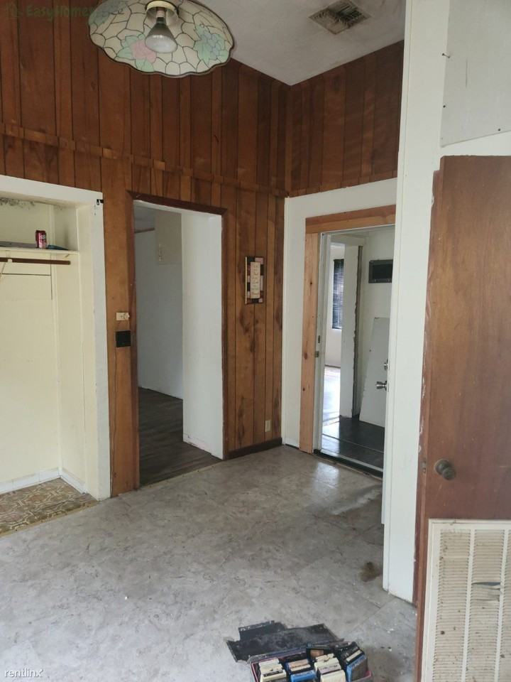 116 Morey St - Photo 3 of 18