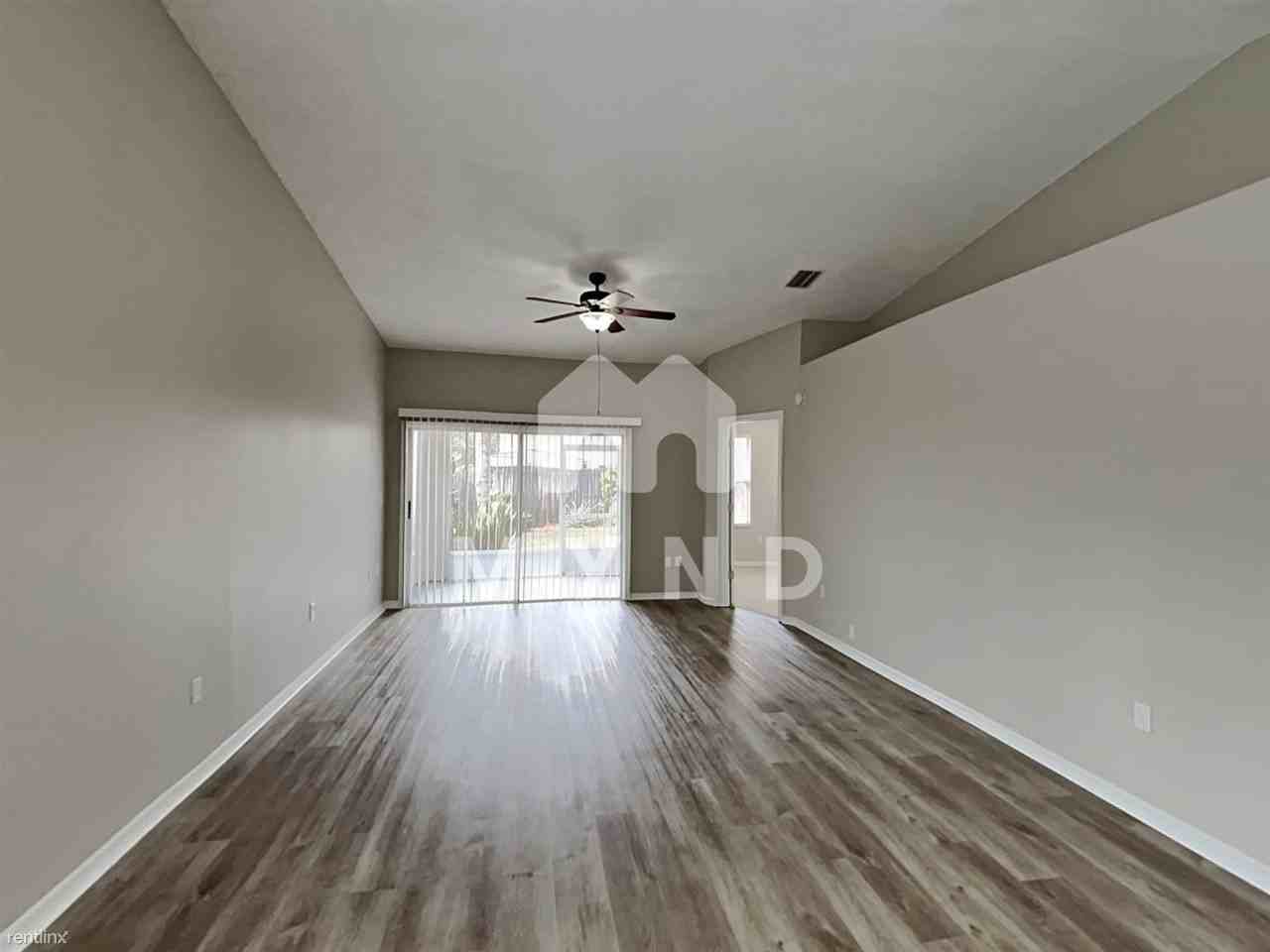 3599 Raintree Ter - Photo 3 of 20