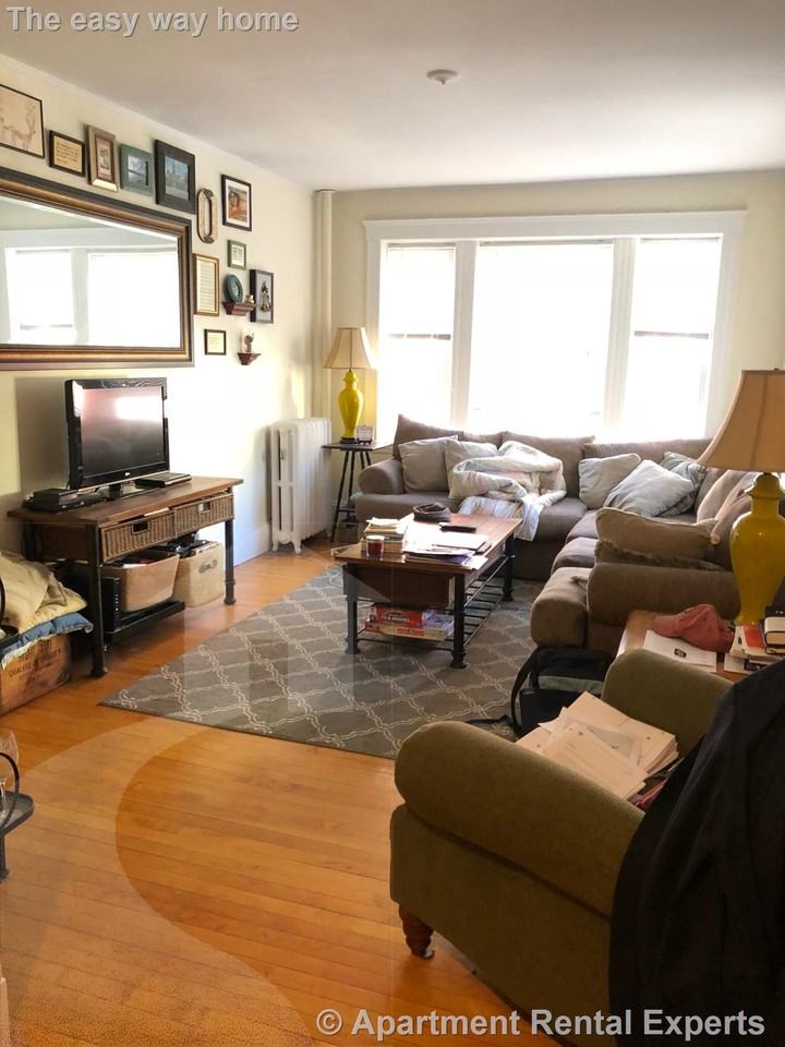 14 Centre St #6 - Photo 2 of 14