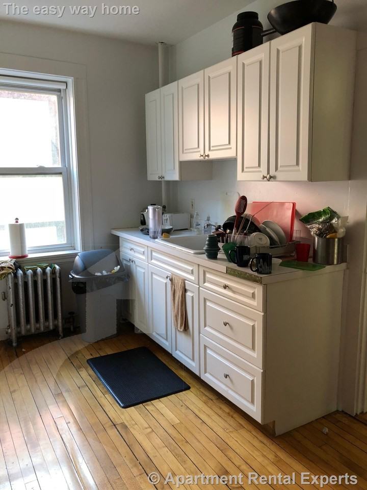 14 Centre St #6 - Photo 3 of 14