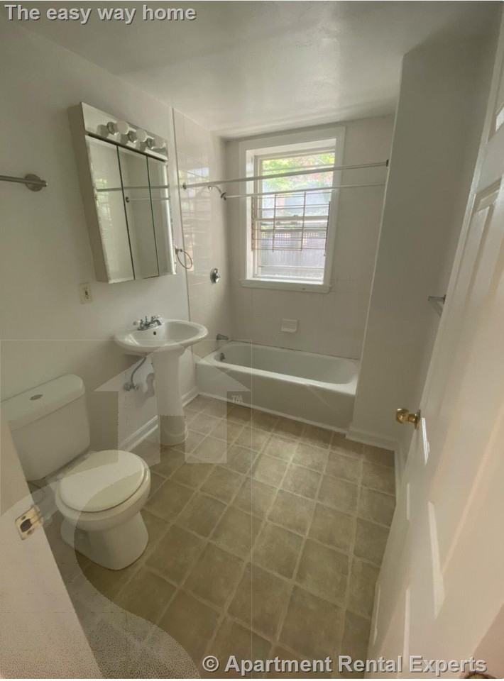 14 Centre St #6 - Photo 7 of 14