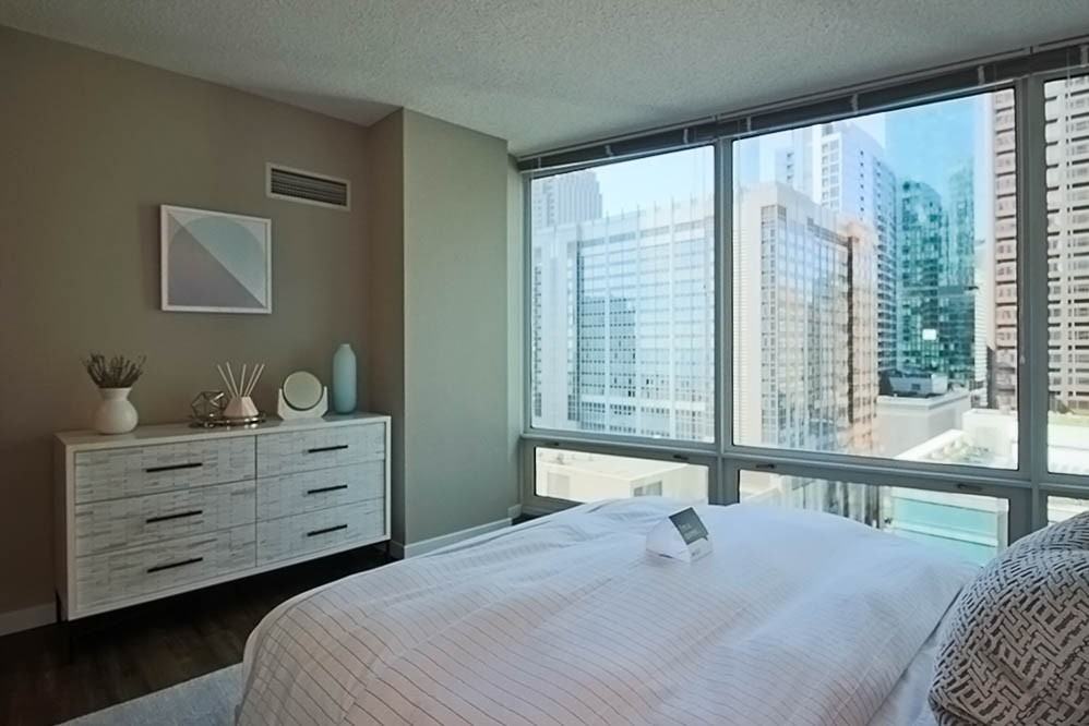 355 E Ohio St #2-2PH - Photo 6 of 20