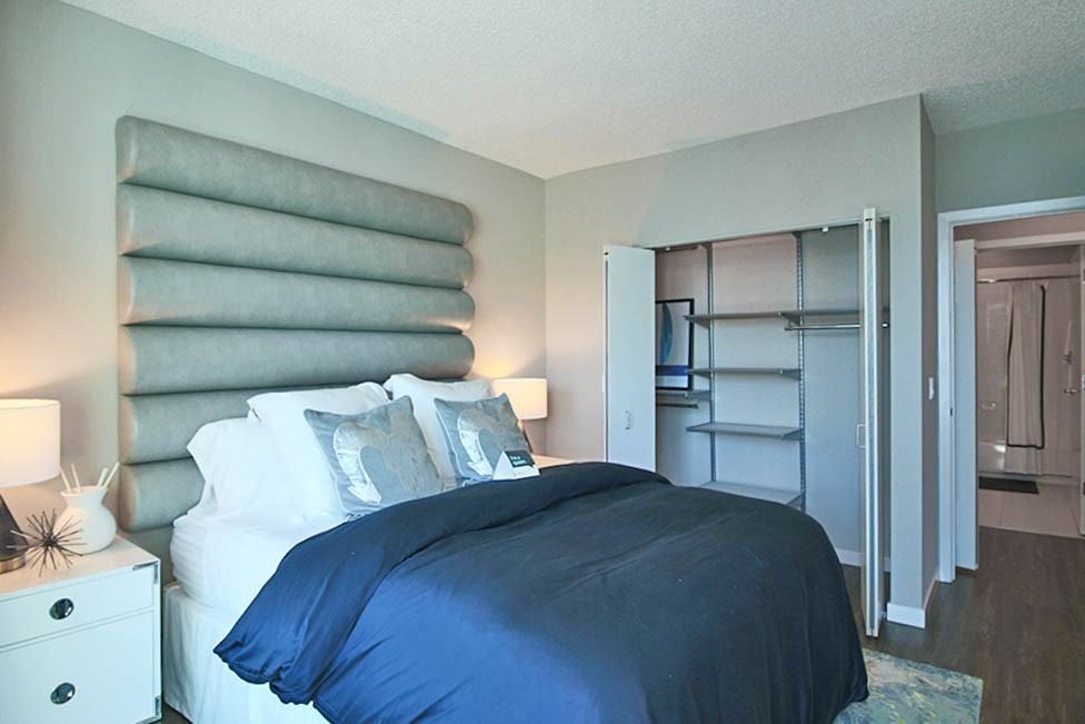 355 E Ohio St #1-1 - Photo 4 of 16