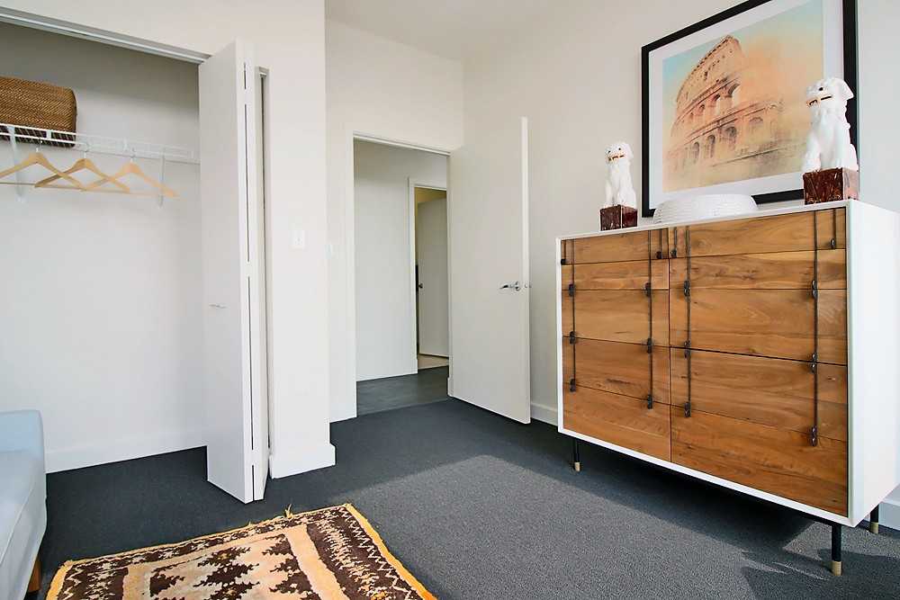 2138 S Indiana Ave #2-1 - Photo 6 of 28