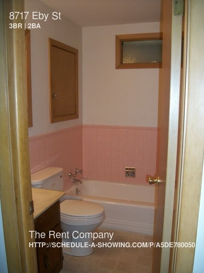 8717 Eby St - Photo 2 of 7