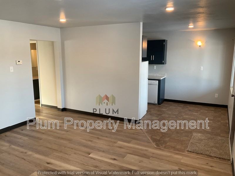 1024 Stephens Ave #13 - Photo 7 of 19