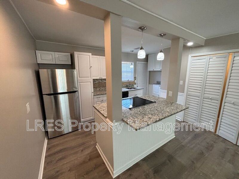 517 Carambola Ave - Photo 6 of 24