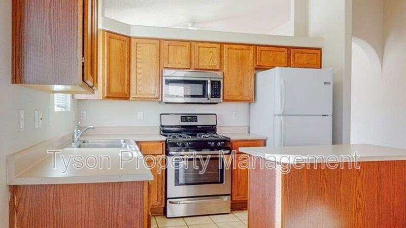 7605 Kentwood Ave Nw - Photo 7 of 22