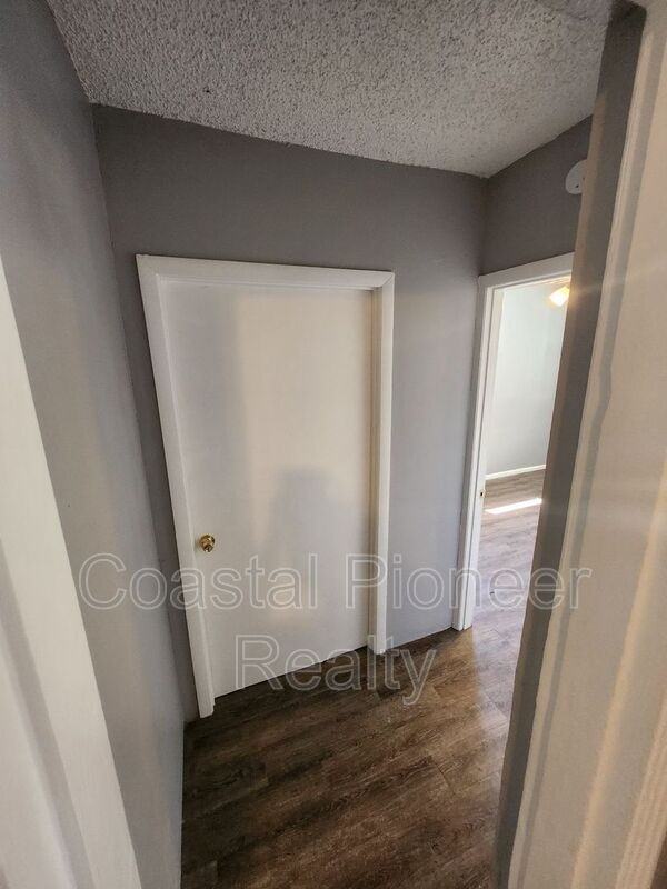 2524 19th St S - Photo 5 of 21