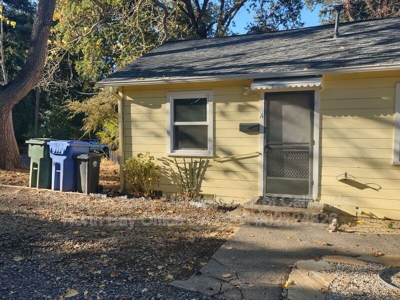 411 N Pine St #A - Photo 2 of 11